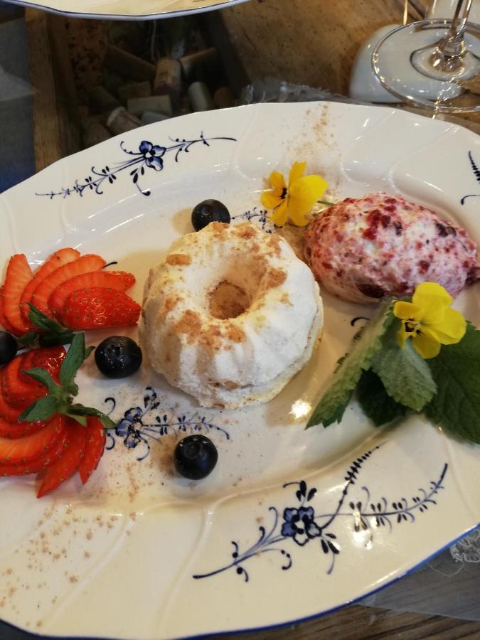 德劳塔尔贝格 加斯托夫苏斯密德旅馆酒店 外观 照片